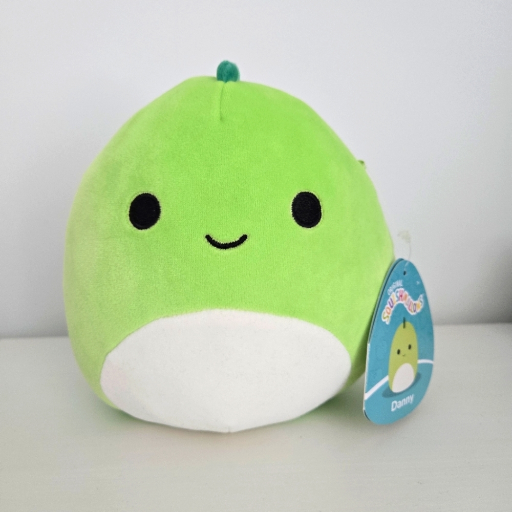 Squishmallow Danny 7.5" NWT